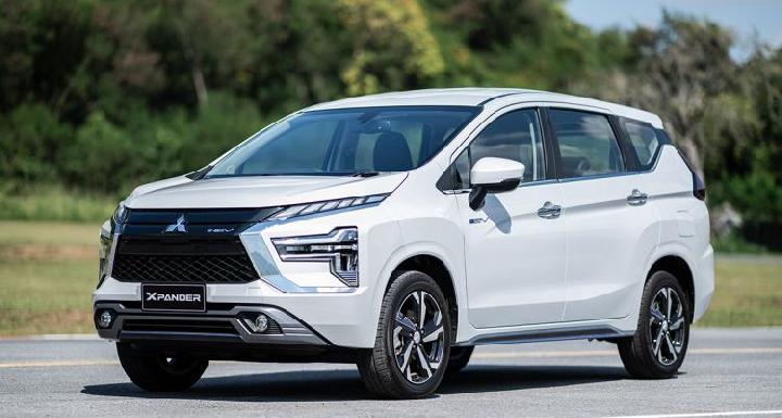 Mitsubishi Xpander dan Xpander Cross Terbaru Resmi Rilis